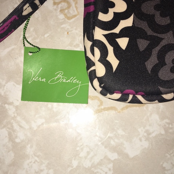 NWT Vera Bradley Tech Wristlet - Picture 2 of 4
